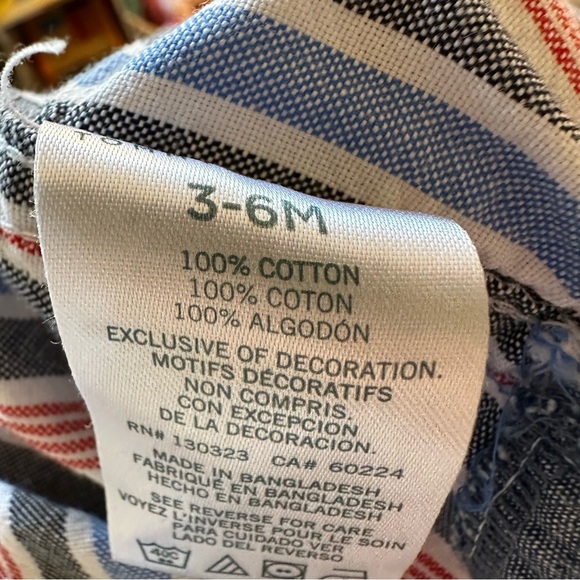 🌟3/$20🌟 Tommy Hilfiger || Baby button down shirt - Picture 4 of 4